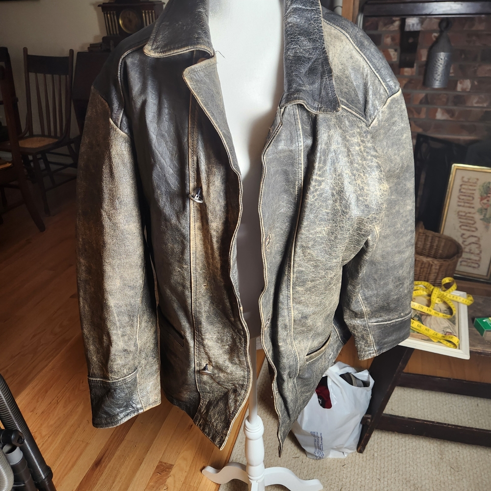 MEN'S Vintage Distressed Leather Jacket - Brown/Black